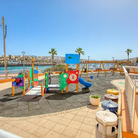 アパート New ! Sant Anna Residences, 5 By Sf Homes *